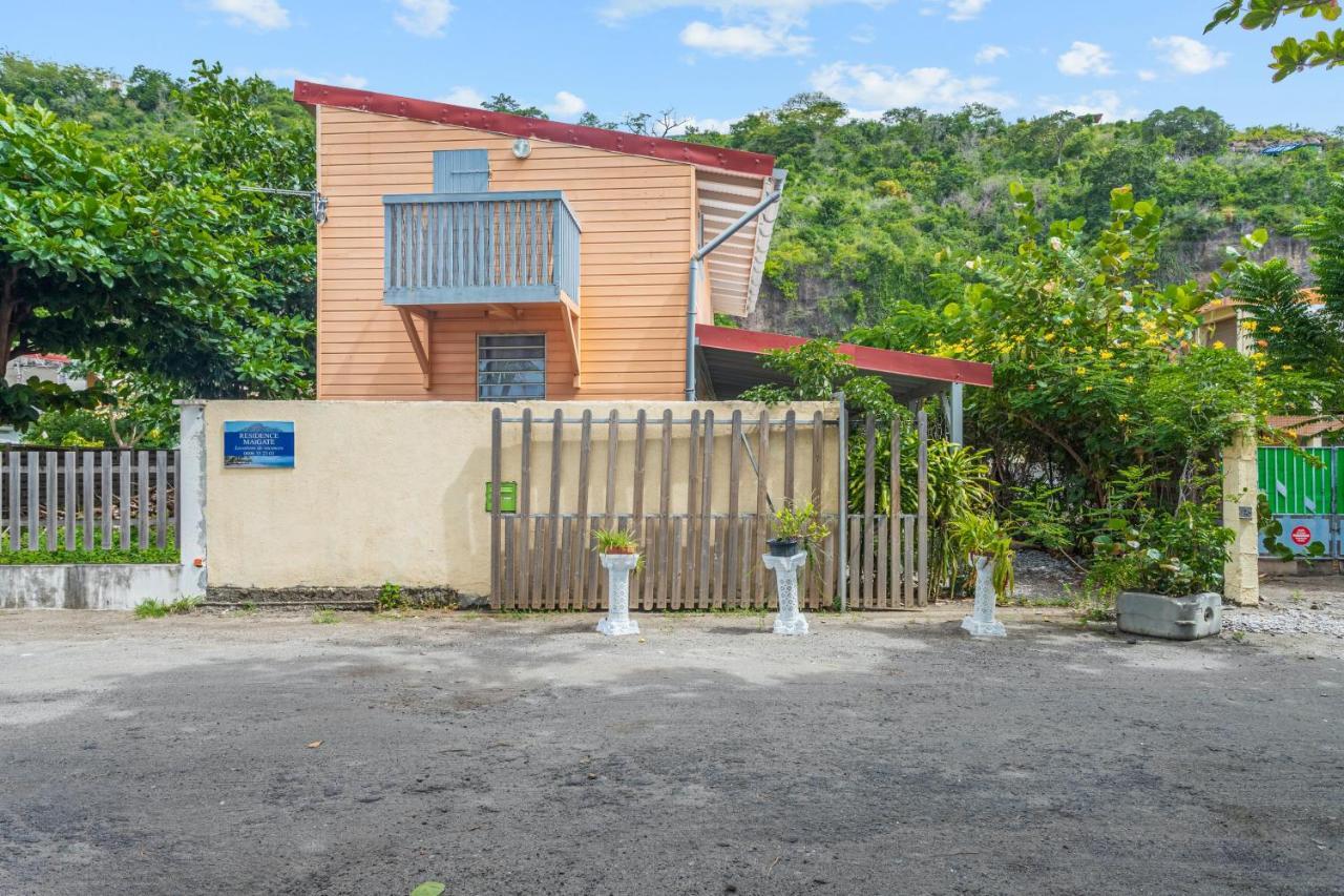 Appartement Charmant Au Carbet Avec Vue Sur La Mer 50 M² 勒卡尔贝 外观 照片