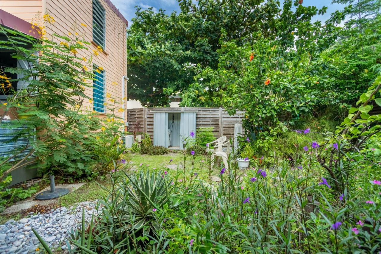 Appartement Charmant Au Carbet Avec Vue Sur La Mer 50 M² 勒卡尔贝 外观 照片